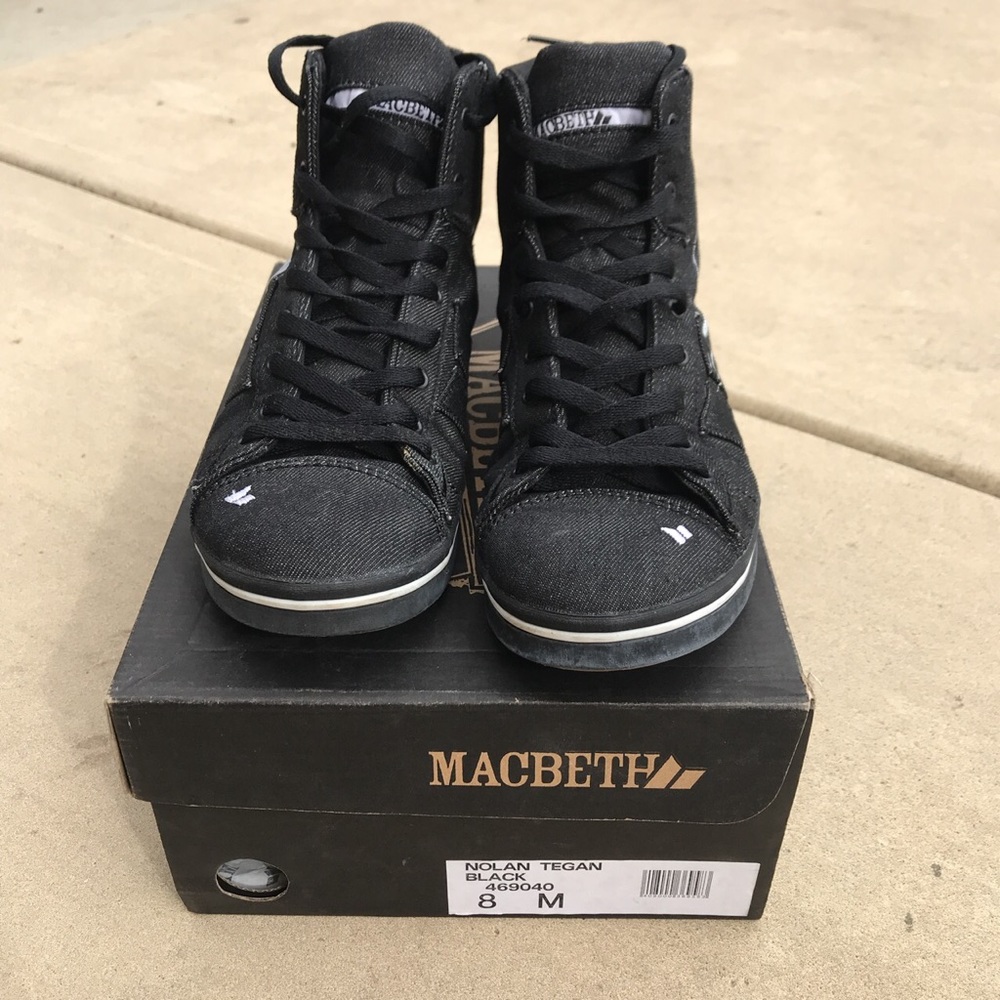 2009 Tegan and Sara Macbeth Shoes